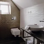 Nyirfa Apartment *