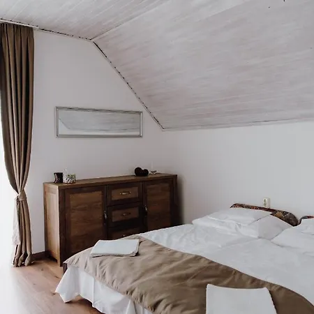 Appartement Nyirfa *