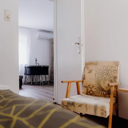 Nyirfa Apartment