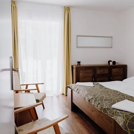 Nyirfa Appartement