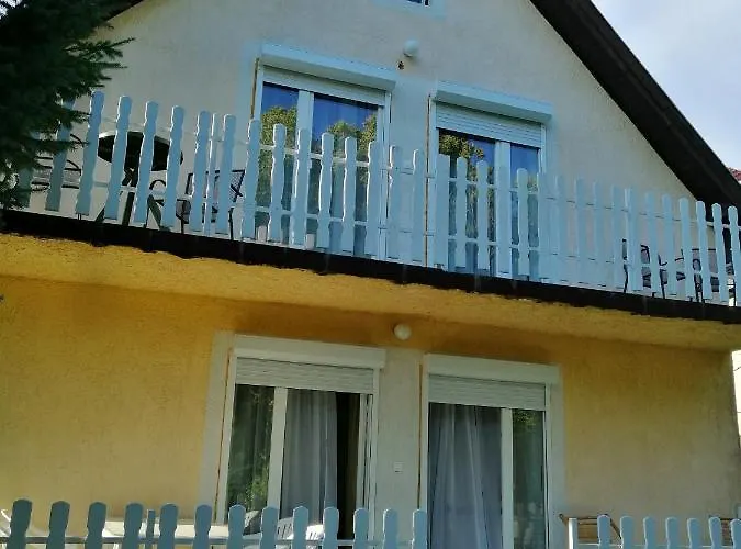 Appartement Nyirfa *