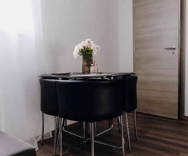 Nyirfa * Vonyarcvashegy